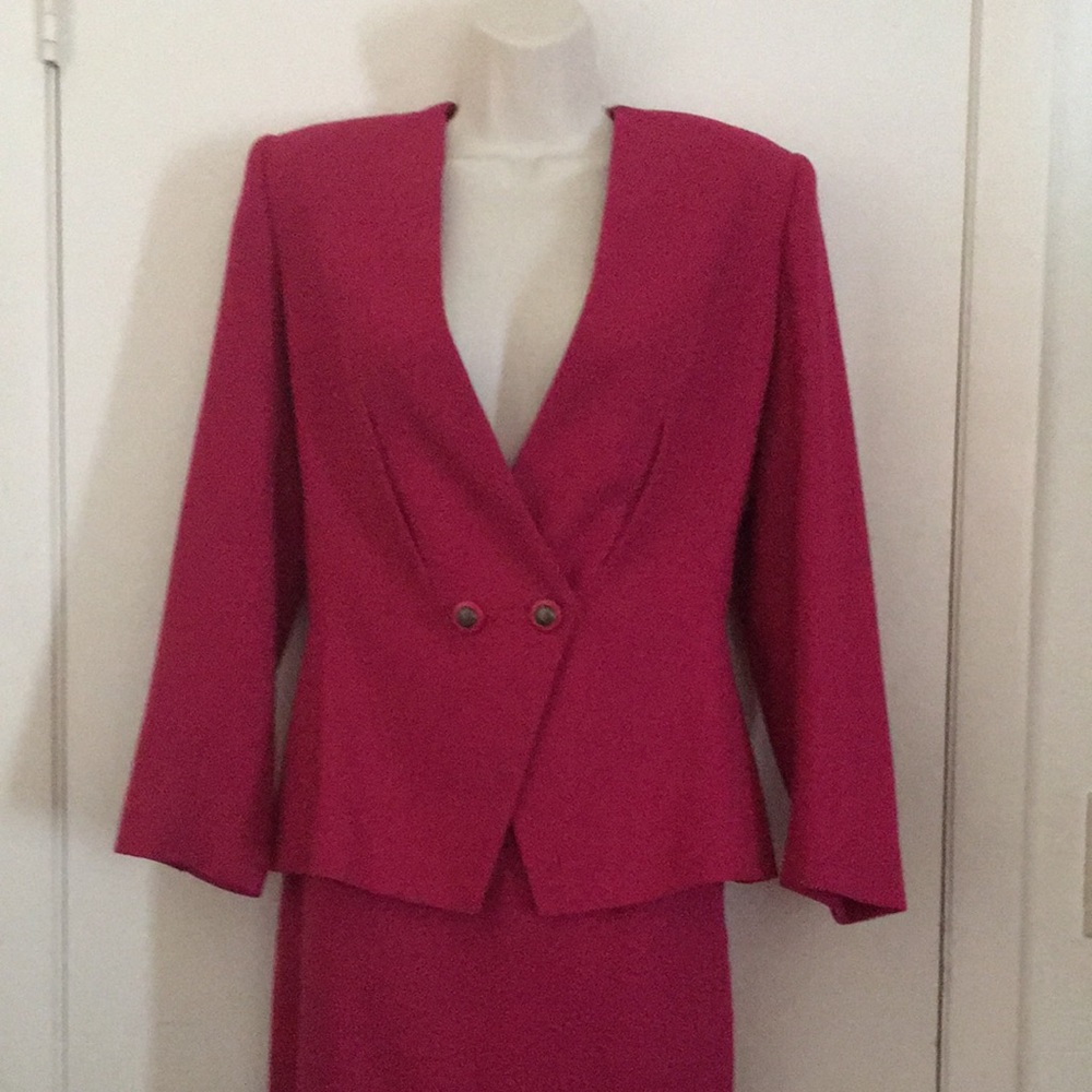 CLEARANCE- Ruby Lightweight Spun Wool Career Suit Size 6